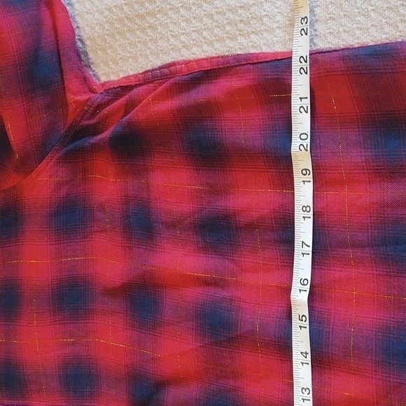 Tommy Hilfiger Women's Long Sleeve Button Up Plaid Shirt - Picture 11 of 14